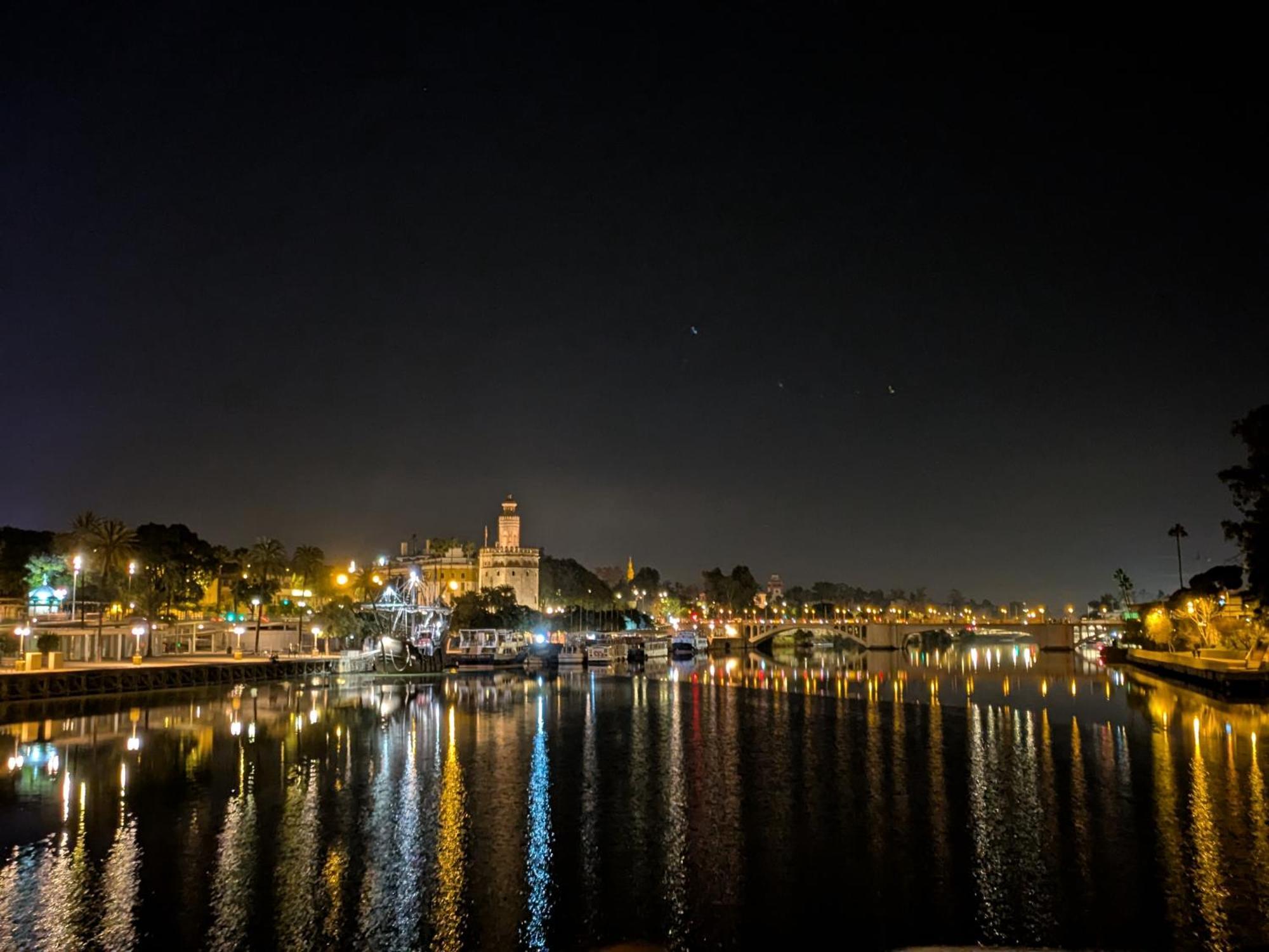 Sunterrace Loft-Triana'S Star, 10' From City Center! Sevilla Buitenkant foto
